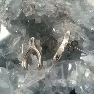 Wishbone Earrings